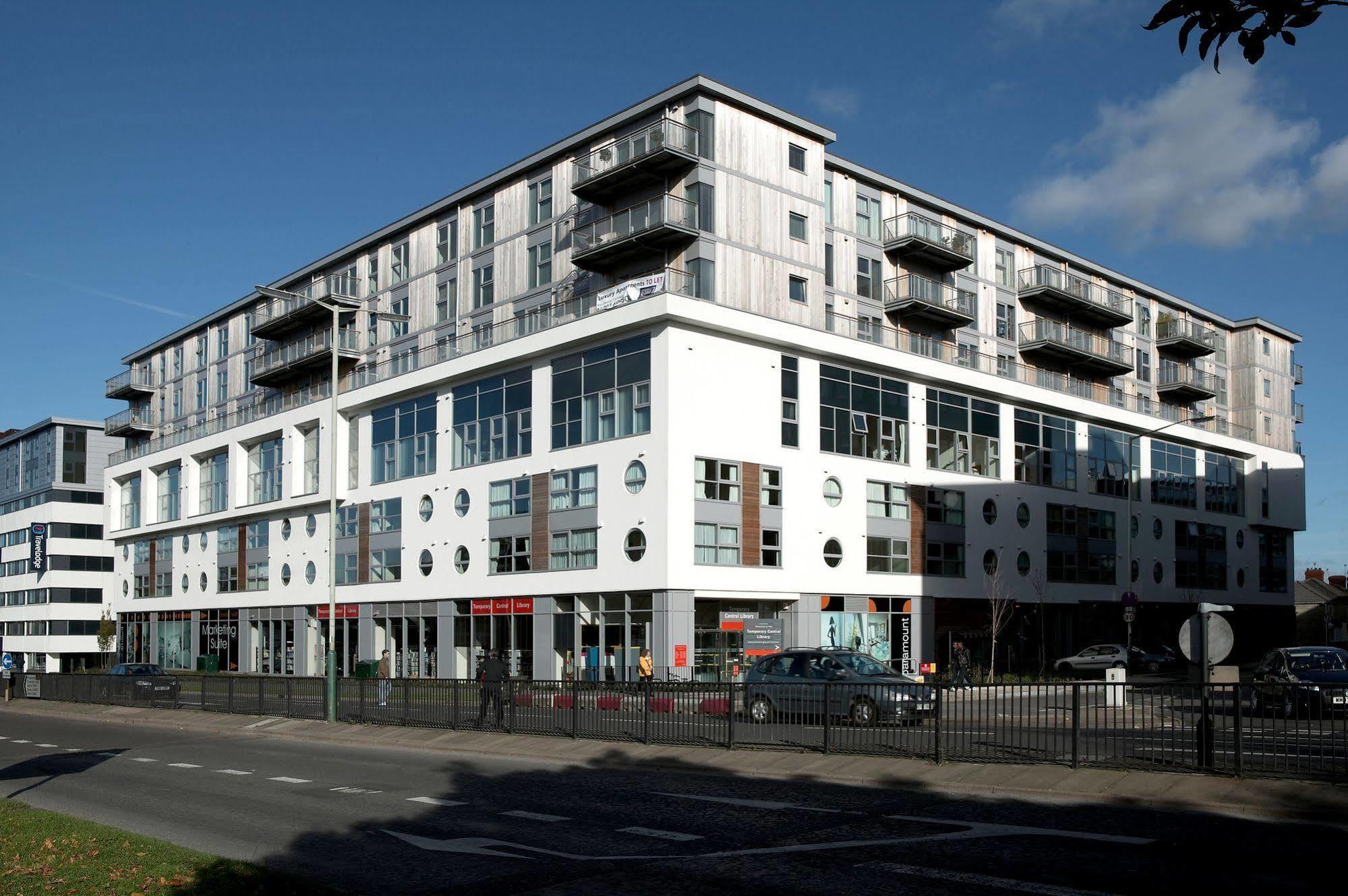The Paramount, Swindon Exteriér fotografie
